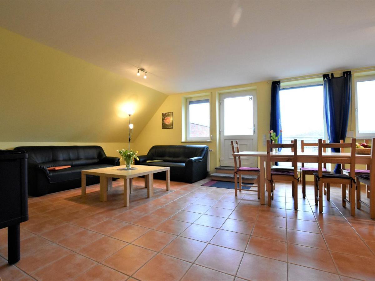 5-Bedroom Holiday Home In Zierow With Garden Номер фото