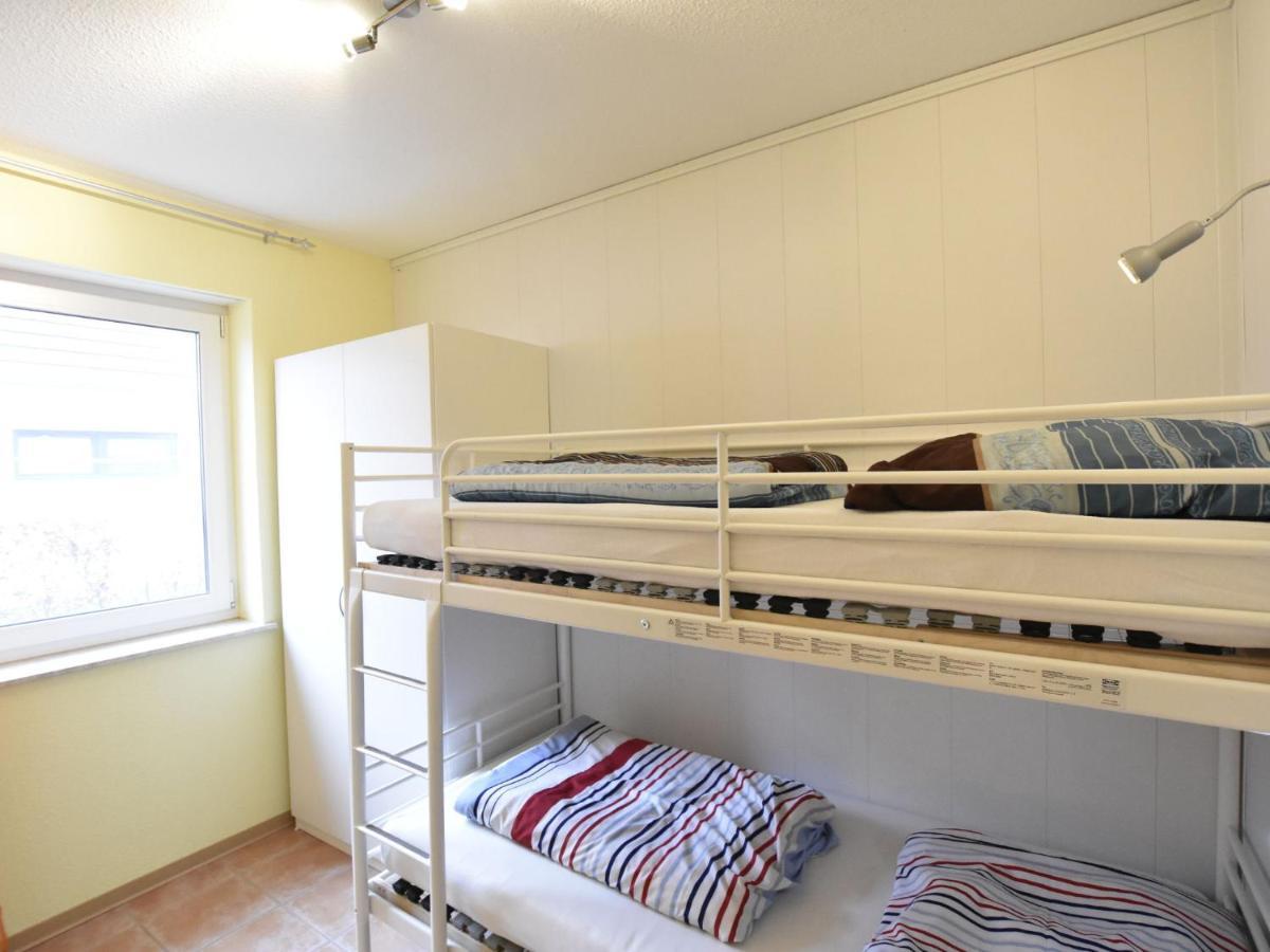 5-Bedroom Holiday Home In Zierow With Garden Номер фото