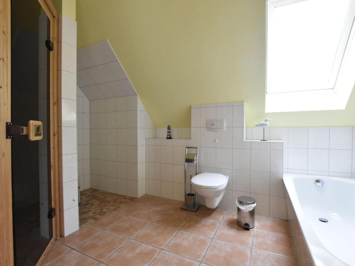 5-Bedroom Holiday Home In Zierow With Garden Экстерьер фото