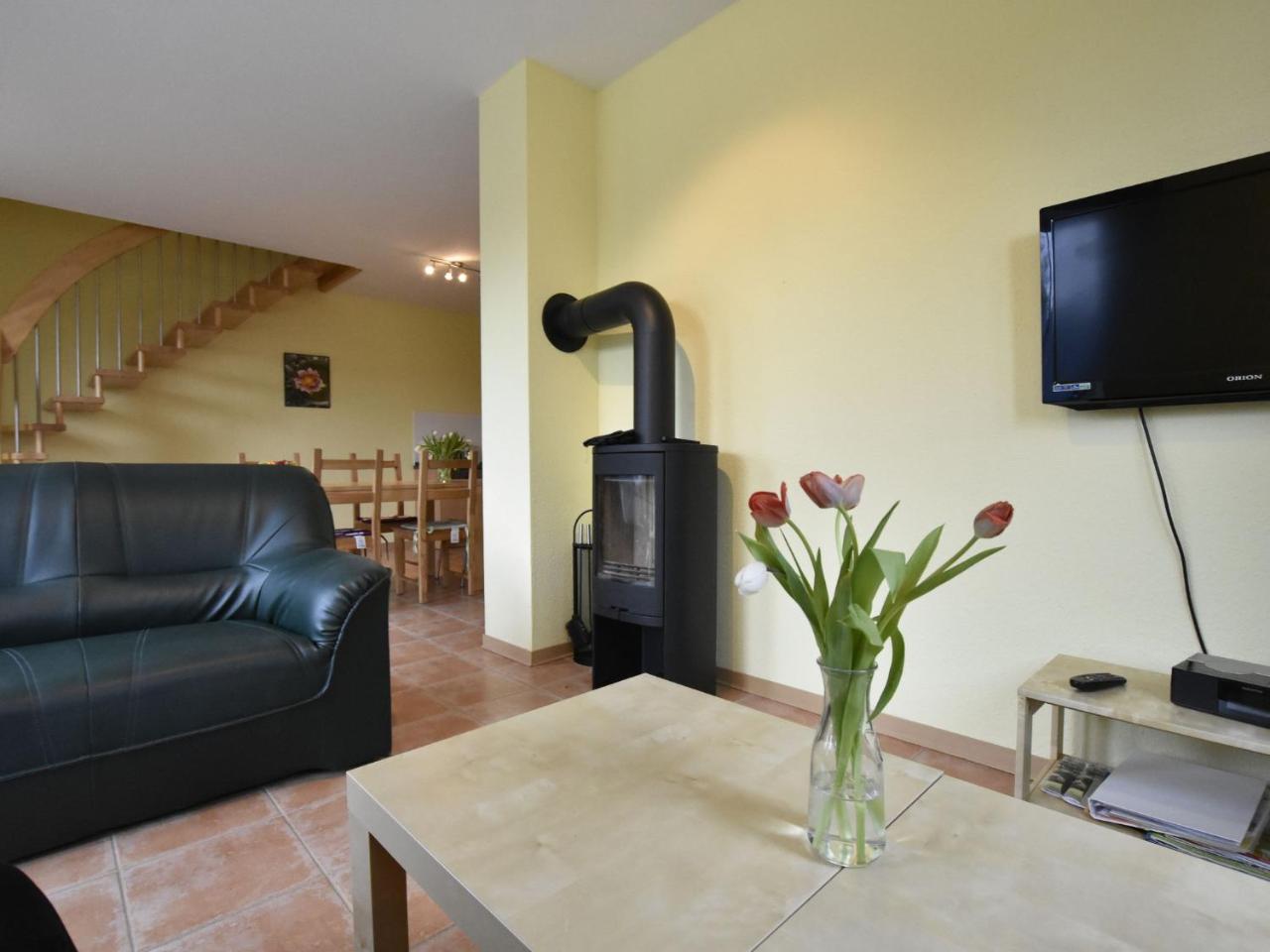 5-Bedroom Holiday Home In Zierow With Garden Экстерьер фото